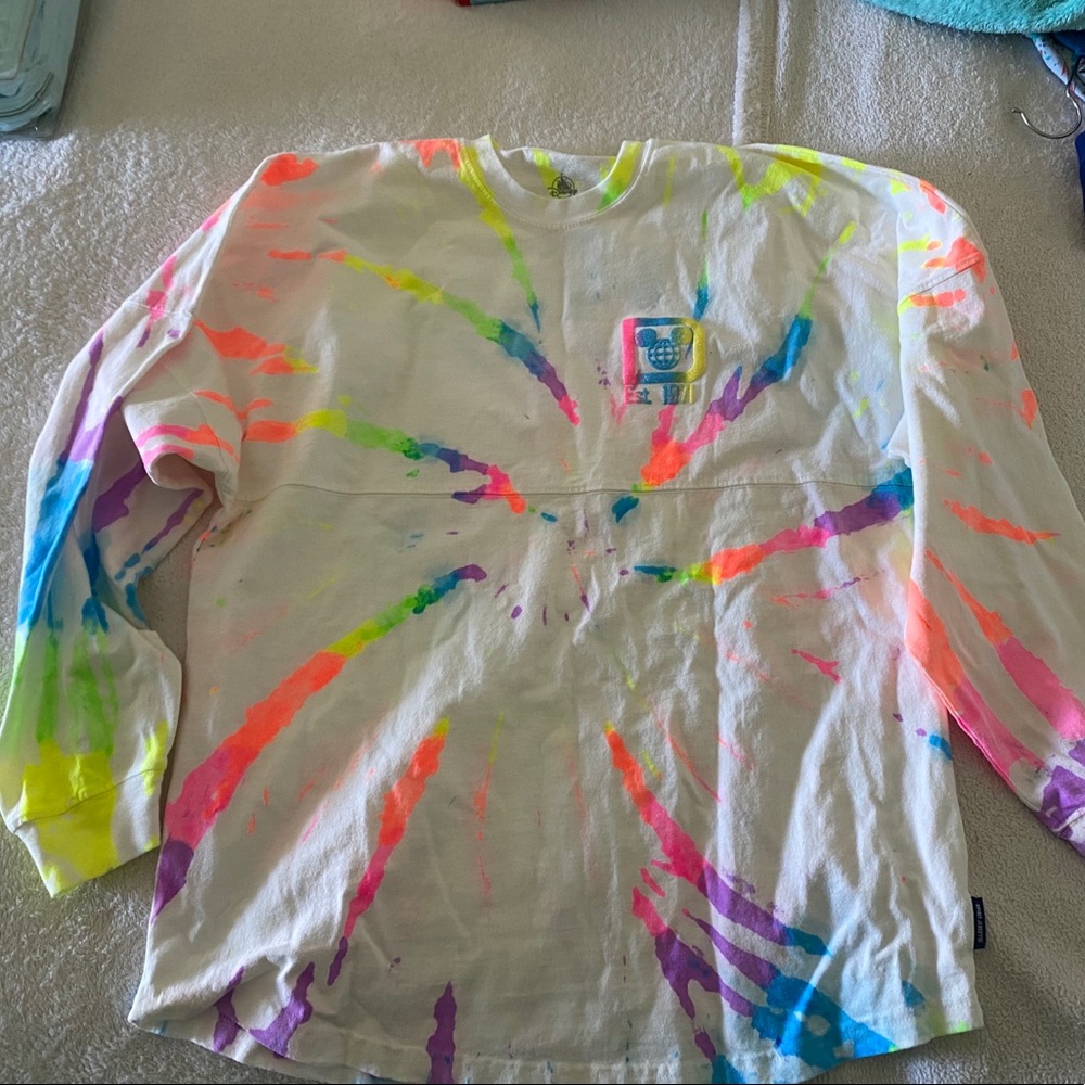 Disney world splatter spirit jersey size medium